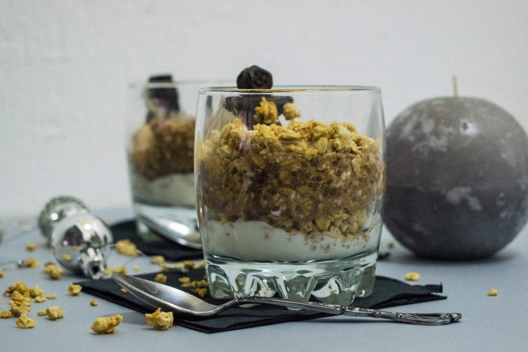 A perfect mix Greek yogurt, granola, overnight oats and hazelnut